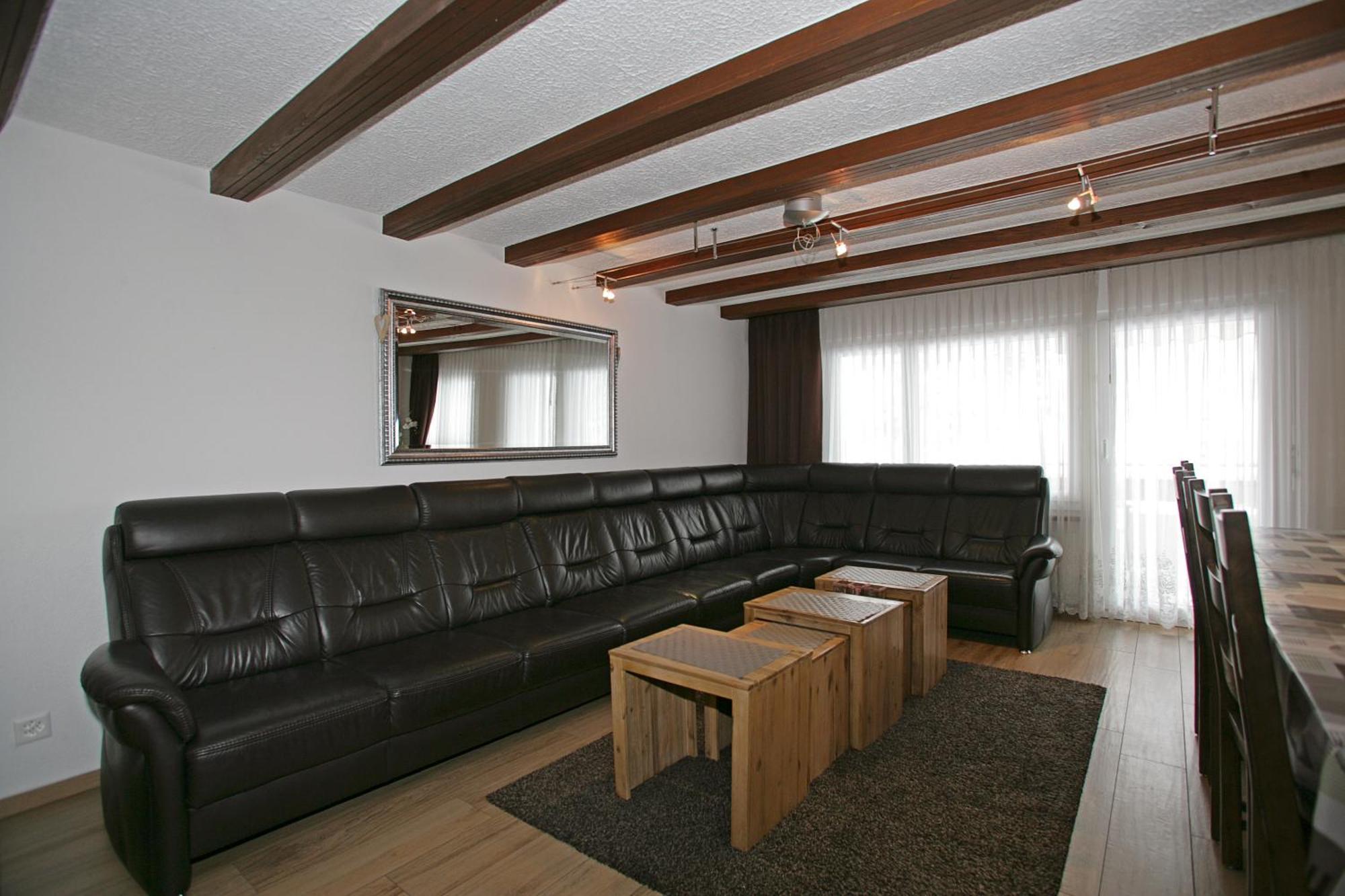 Baron / Baronesse Apartments Leukerbad Rom bilde